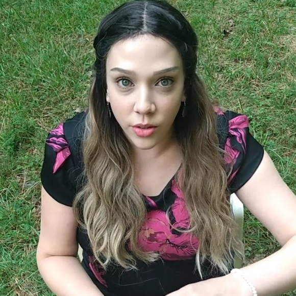 Meet your Posher, Amie - Picture 1 of 14